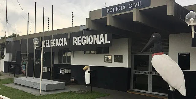 Homem é esfaqueado ao cobrar dívida em bar de Guia Lopes da Laguna