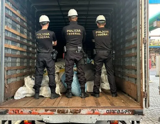 PF incinera quatro toneladas de drogas em MS