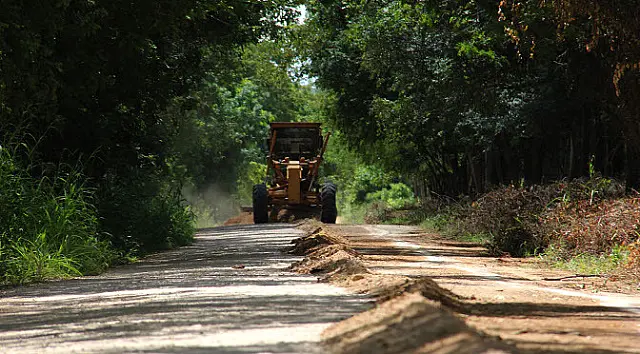 Lançada licitação para melhorias em 65 km de rodovias
