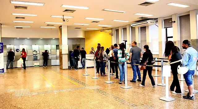 Sancionada lei que assegura informações sobre serviços bancários gratuitos