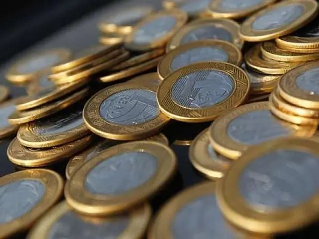 Dívida Pública Federal sobe para R$ 2,4 trilhões em março