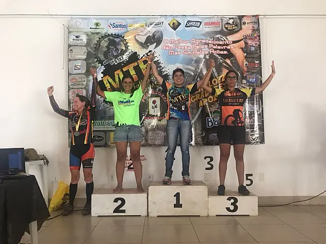 Atletas pantaneiros sobem ao pódio do MTB Pedal Solidário