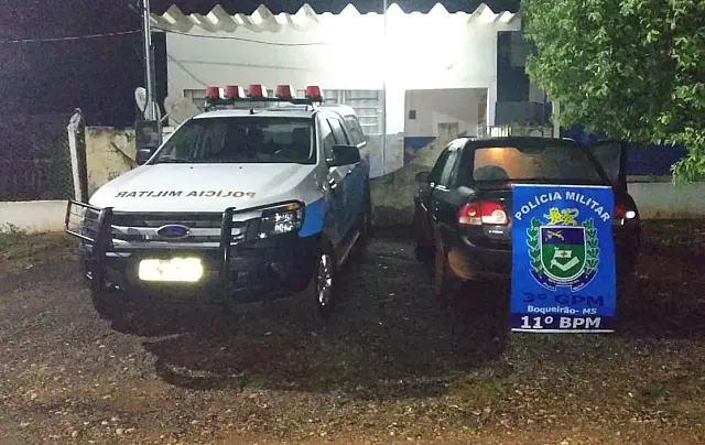PM apreende veículo adulterado e prende autor por Receptação em Boqueirão