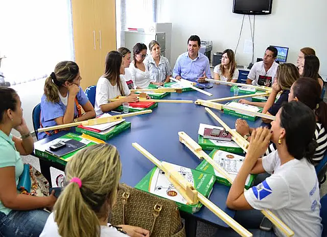 Gerência de Saúde repassa novos equipamentos de trabalho aos ESFs