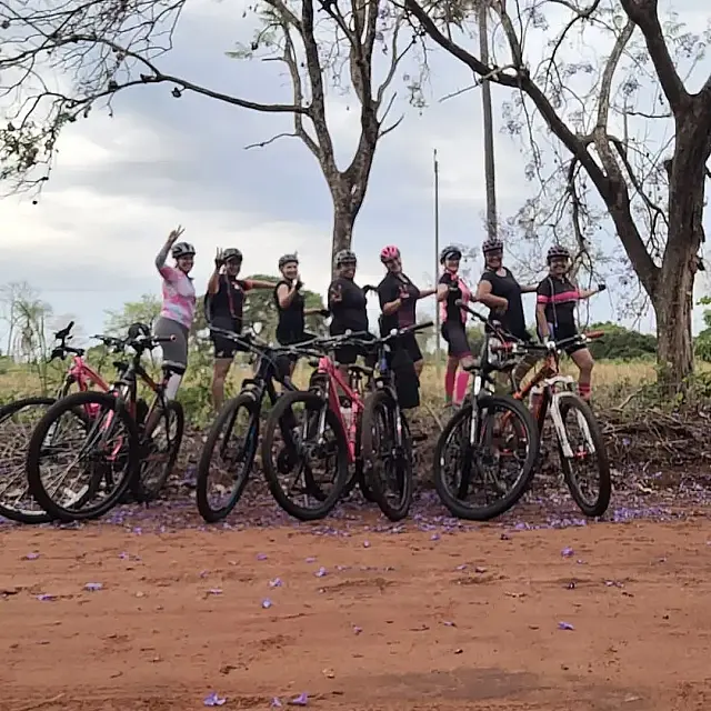 'Bikeata' é feita em comemoração ao Dia Internacional da Mulher