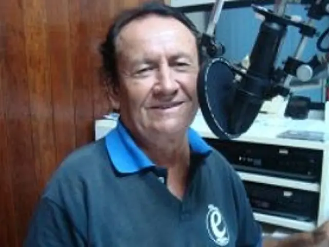 Locutor sofre enfarte e morre dentro do estúdio