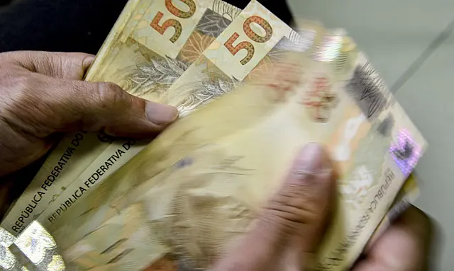 Copom eleva juros básicos da economia para 12,25% ao ano