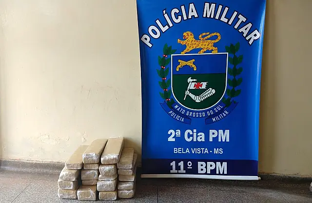 Adolescente é pega com 18 kg de maconha e mil reais em ônibus interestadual