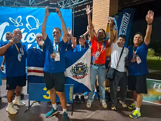 Anastácio conquista pódio no vôlei adaptado dos Jogos da Melhor Idade