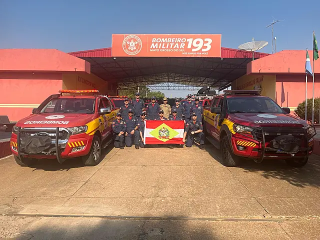 Bombeiros de SC chegam em MS para combate aos incêndios