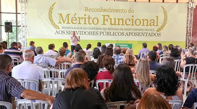 Servidores aposentados de Aquidauana e Anastácio serão homenageados pelo governador