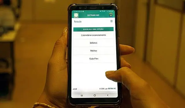 Detran: licenciamento e outros serviços podem ser feitos pela internet