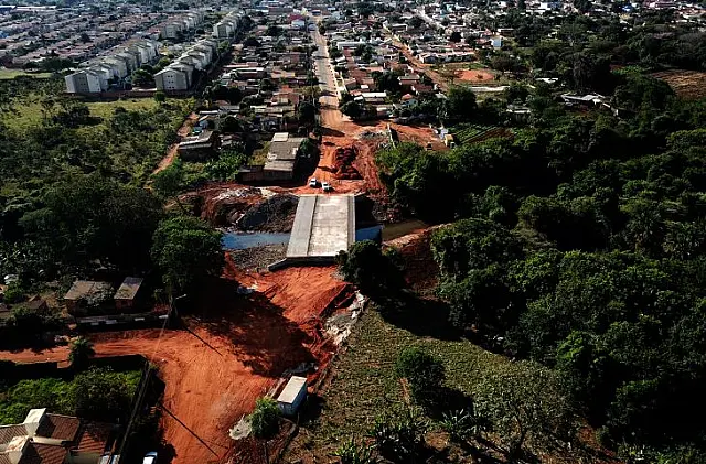 Obra esperada há mais de 20 anos vai interligar bairros isolados da Capital