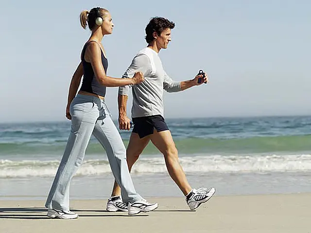 Caminhar é o exercício preferido dos brasileiros