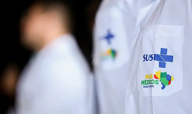 Saúde anuncia 2,2 mil novas vagas e cadastro reserva