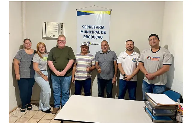 Comerciantes e representantes da Prefeitura debatem sobre produtos de origem animal