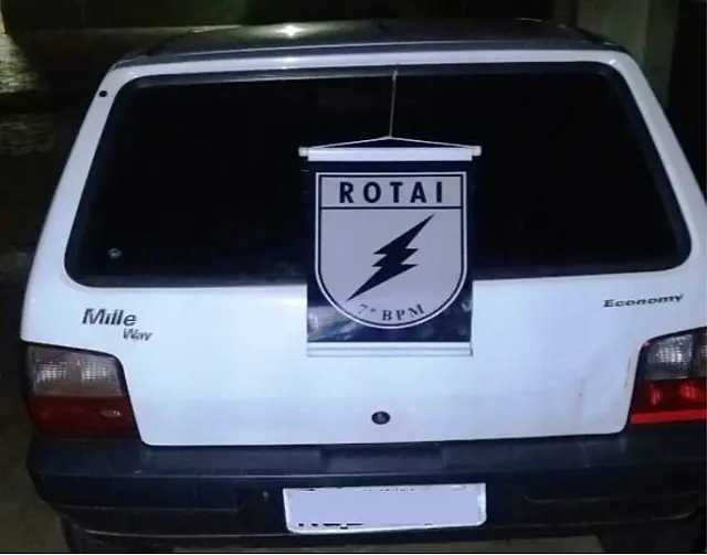 Mulher é presa no Bairro Alto após comprar Uno roubado por anúncio no Facebook