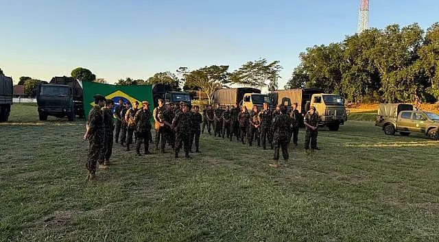9º BEcmb envia militares para construção de ponte em Caxias do Sul
