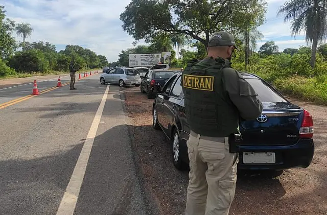 Operação Semana Santa no Detran é marcada por recusa ao bafômetro