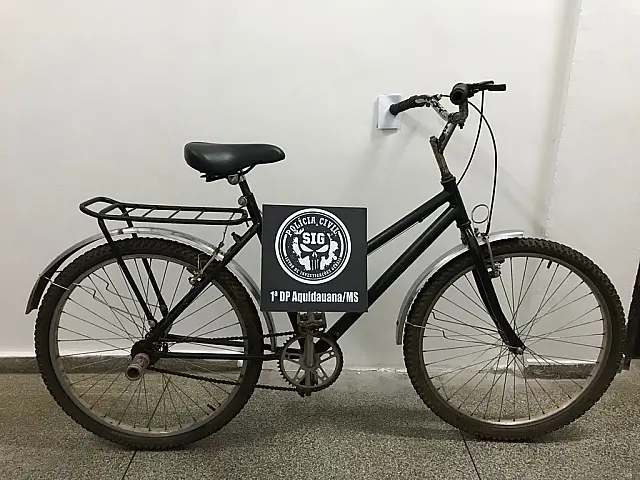 Polícia recupera bicicleta furtada de estacionamento de supermercado