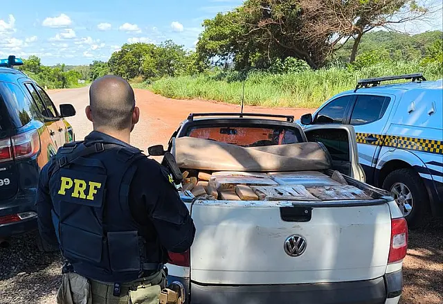Polícia prende 850 kg de maconha em Bonito