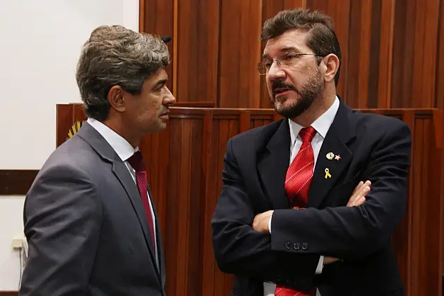 Suspeita de alimentos estragados em cesta básica indígena preocupa deputados