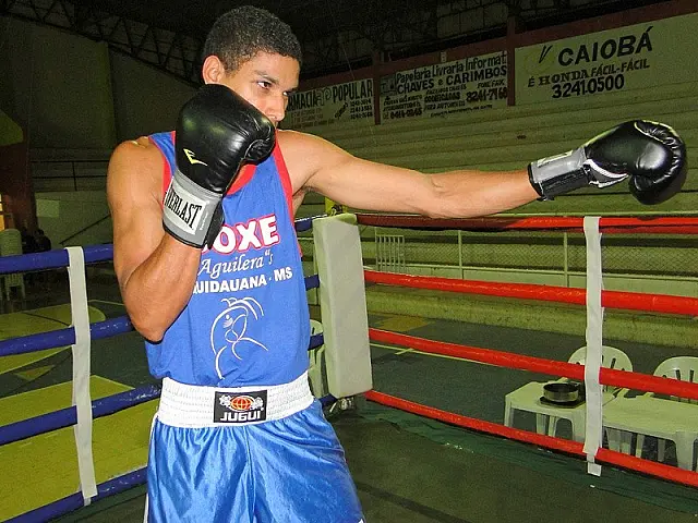 Boxeador de Aquidauana disputa hoje a 'Noite dos Campeões'
