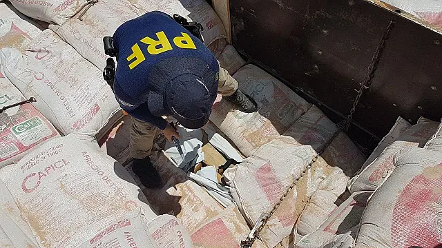 PRF apreende no Paraná 7,2 toneladas de maconha que saíram do MS