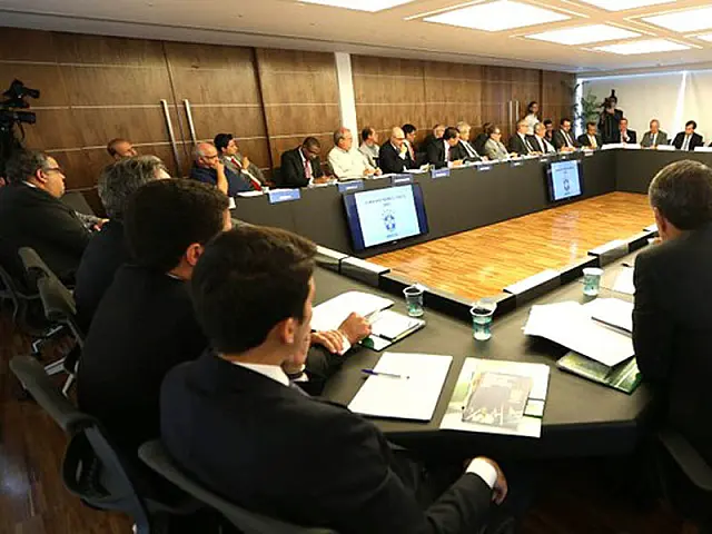 CBF divulga tabela da Série A e pode tirar pontos de time que atrasa salário
