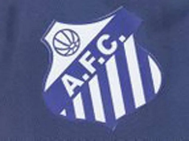 Sem jogar, Azulão vê luta contra o rebaixamento ficar ainda mais complicada