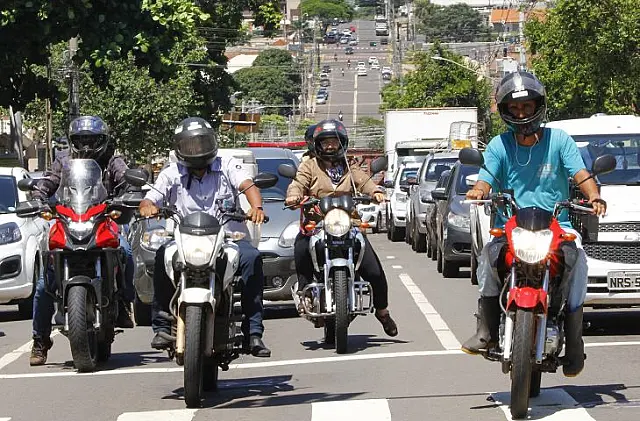 Lei que perdoa dívidas de licenciamento e IPVA de motos de até 162 cilindradas segue em vigor
