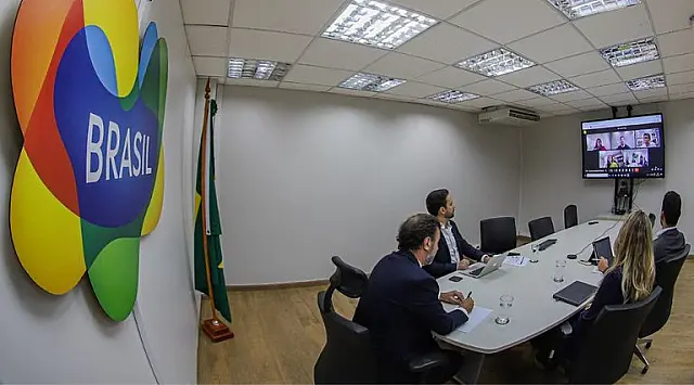 Brasil e Chile têm primeira reunião bilateral de cooperação no turismo