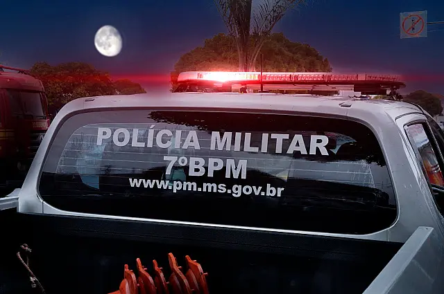 Motorista bêbado abandona carro após acidente, mas acaba preso pela PM