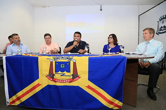 Prefeito de Corumbá apresenta balanço de 8 meses de gestão
