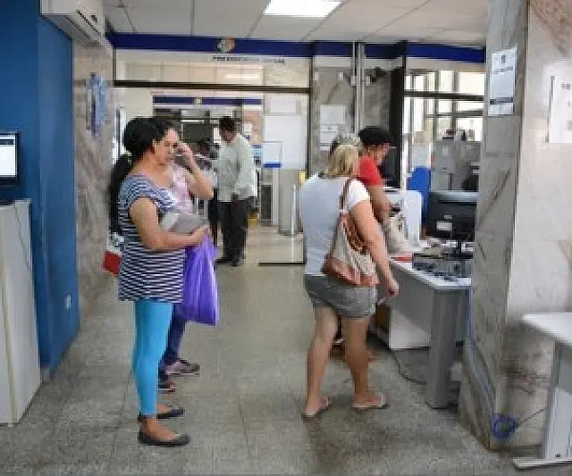 Aposentados pelo INSS começam a receber 2ª parcela do 13º nesta segunda-feira