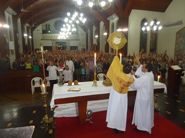Missa do Santíssimo atrai cada vez mais fiéis em Aquidauana