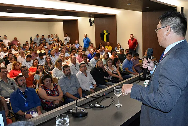 TCE-MS alerta gestores para problemas no transporte escolar nos municípios