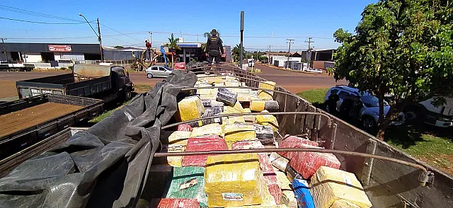Grande apreensão: Carga de milho escondia 20 toneladas de maconha