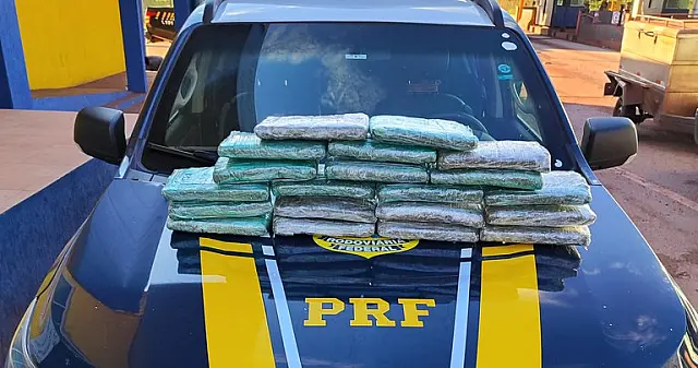 PRF apreende 20 kg de maconha em van de passageiros na BR-262 de Corumbá