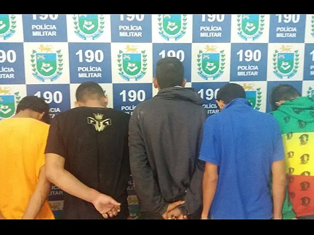 Durante briga em danceteria de Aquidauana, grupo agride e rouba arma de PM de folga