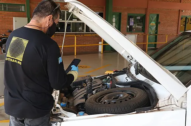 Após morte de jovens em BMW, Detran-MS faz alerta para regularização de veículos modificados
