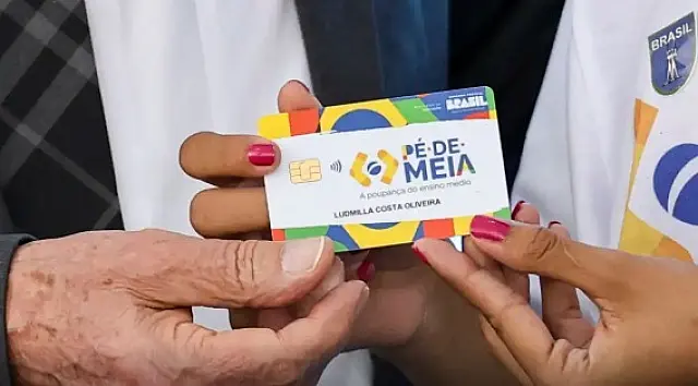 Frente Parlamentar pede que TCU reavalie decisão sobre Pé-de-Meia