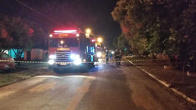 Mulher discute com o marido e coloca fogo na casa no Antônio Clementino, em Anastácio
