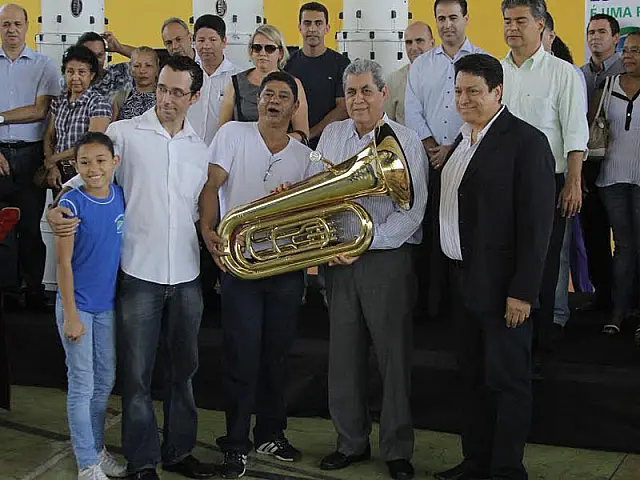 Governo de MS entrega instrumentos musicais para Aquidauana e outros 20 municípios