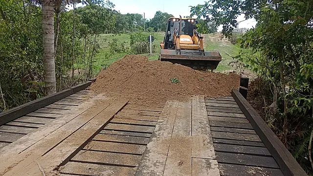 Estradas vicinais de Aquidauana passam por manutenção