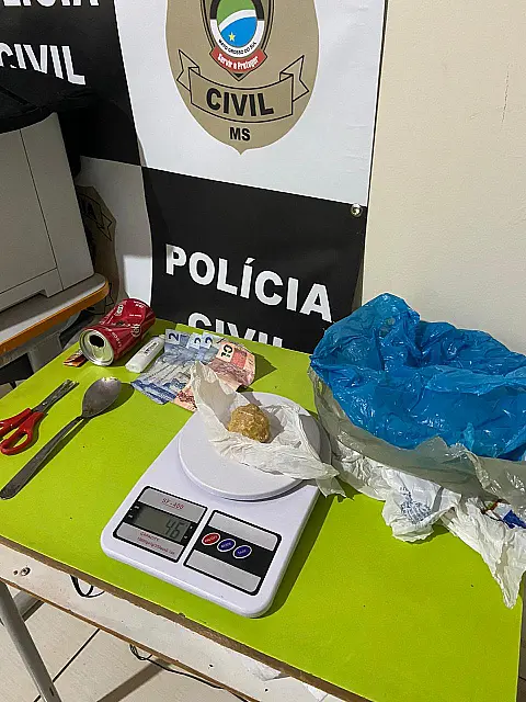 Flagrado com pasta-base na cueca, homem é preso em Dois Irmãos do Buriti
