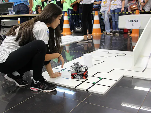 IFMS vence olimpíada de robótica pela sexta vez consecutiva