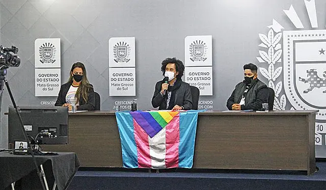 Em live no Dia do Orgulho LGBTQIA+, Subsecretaria destaca avanços nas políticas públicas no Estado