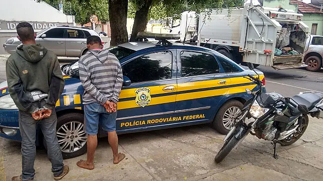 Jovem é preso na BR-262 com motocicleta furtada em Anastácio