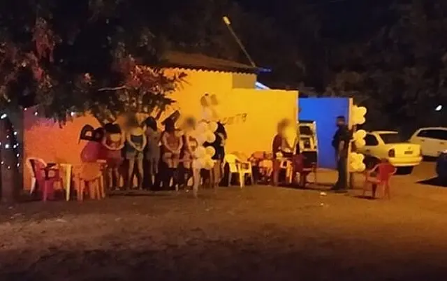 Homem xinga policiais e acaba preso